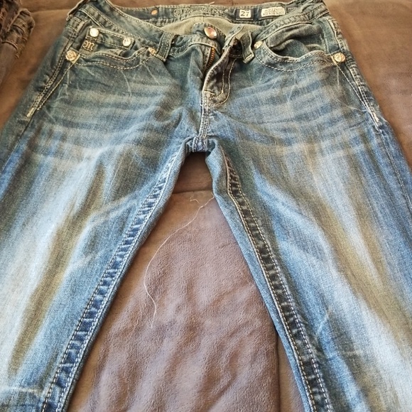 Jean's - Picture 1 of 3